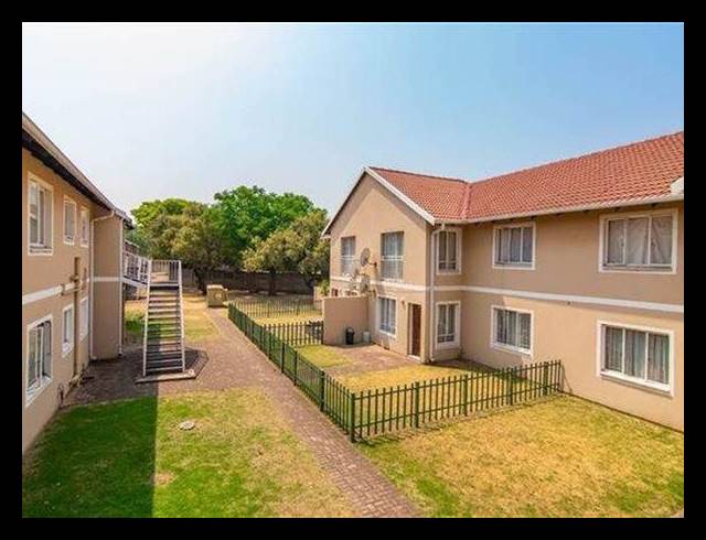 2 BEDROOM APARTMENT FOR SALE IN PARKDENE